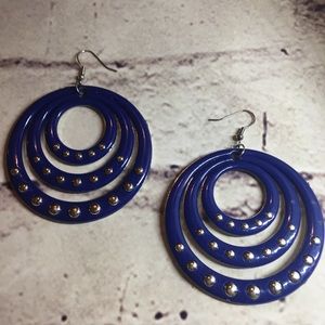 🦋 RETRO LADIES BLUE STUDDED EARRINGS